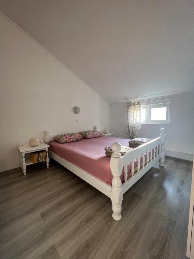 Etno Village Mihailovic Ii *
