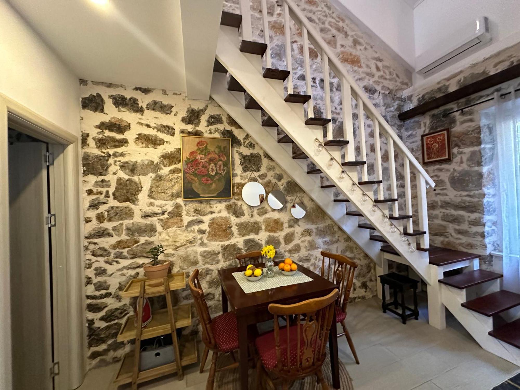 Etno Village Mihailovic Ii דירה